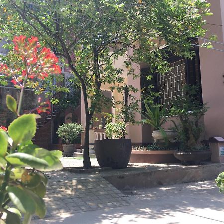 Homestay Minh Tu Хюэ Экстерьер фото