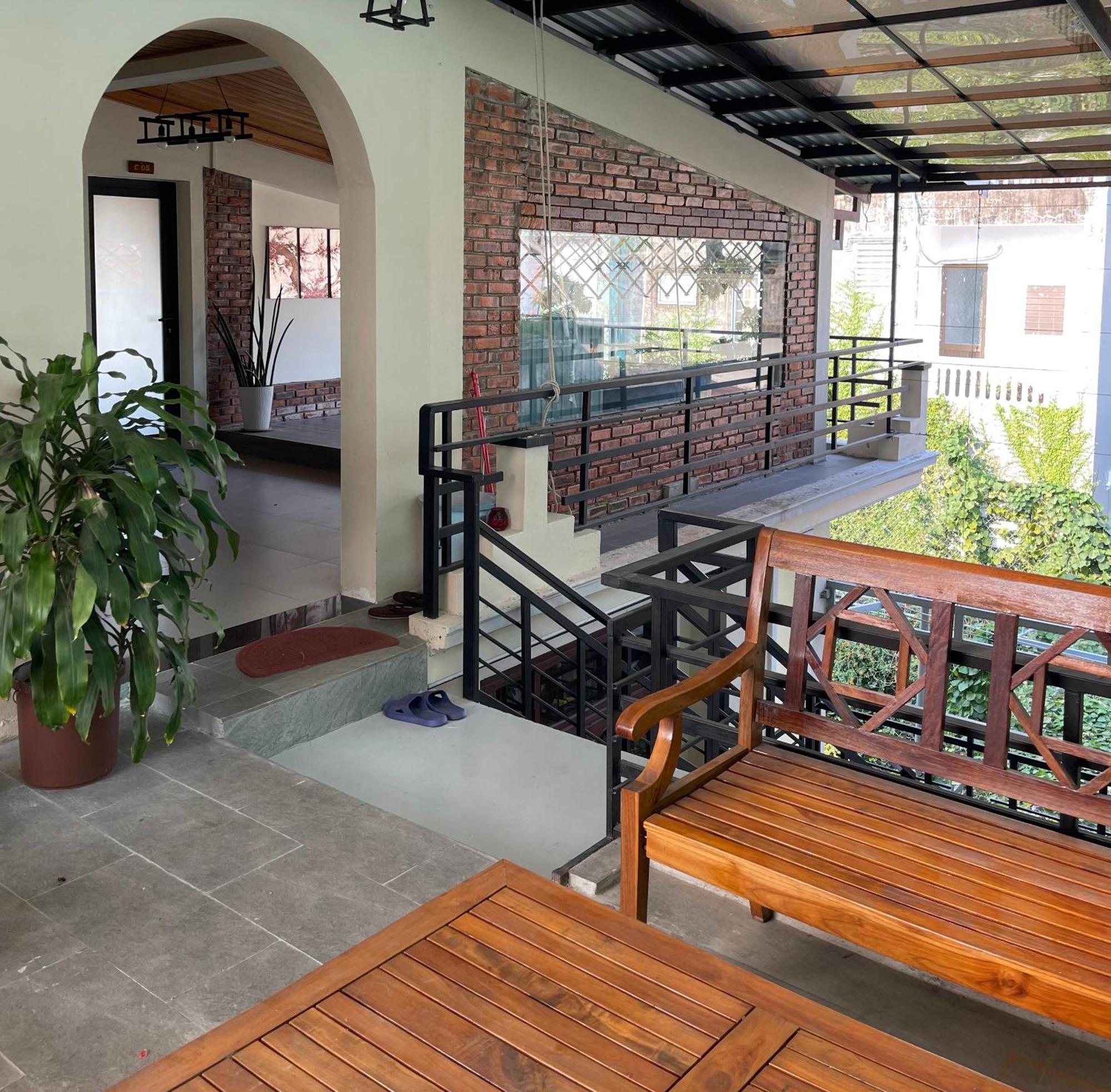 Homestay Minh Tu Хюэ Экстерьер фото