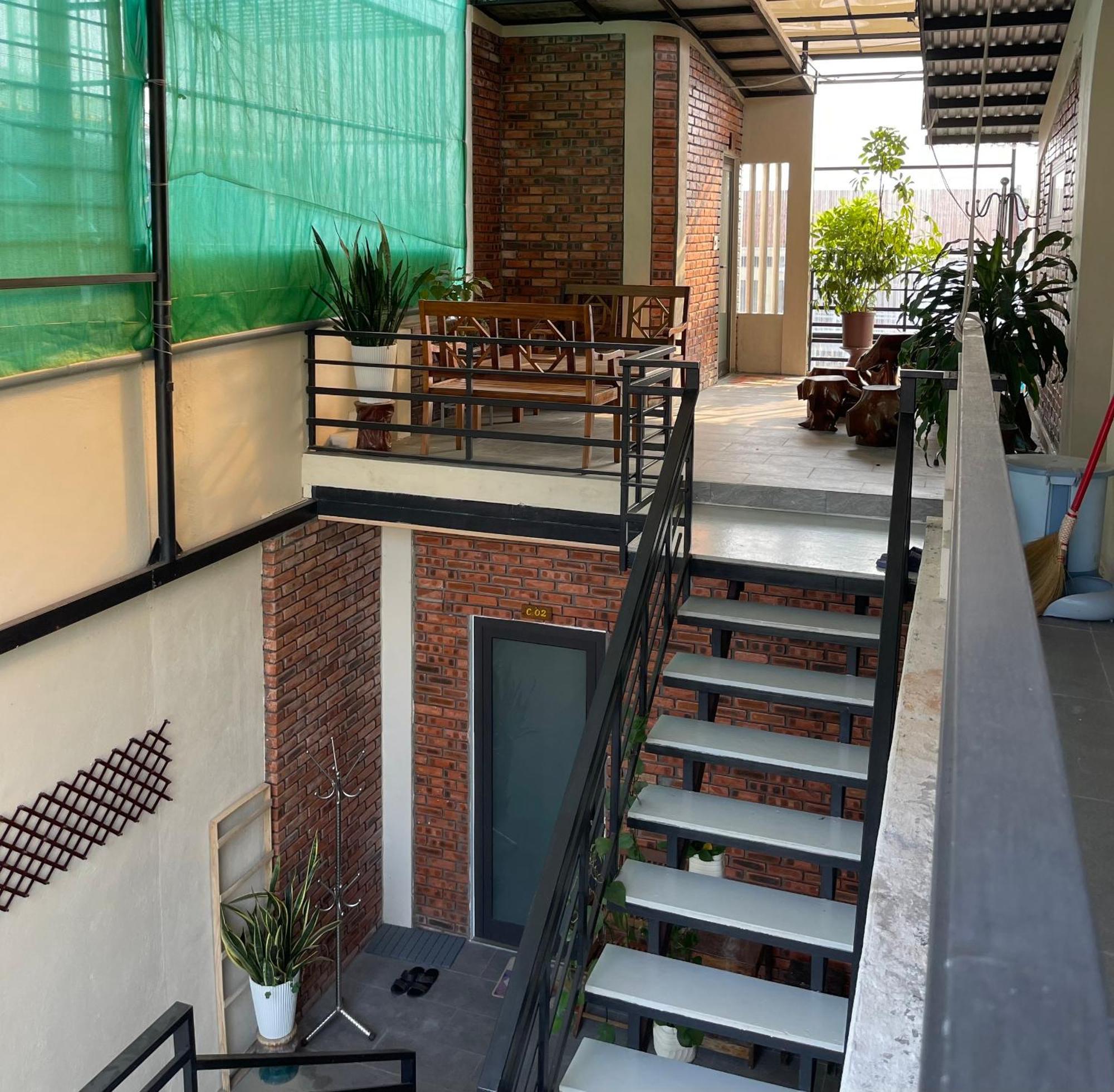Homestay Minh Tu Хюэ Экстерьер фото