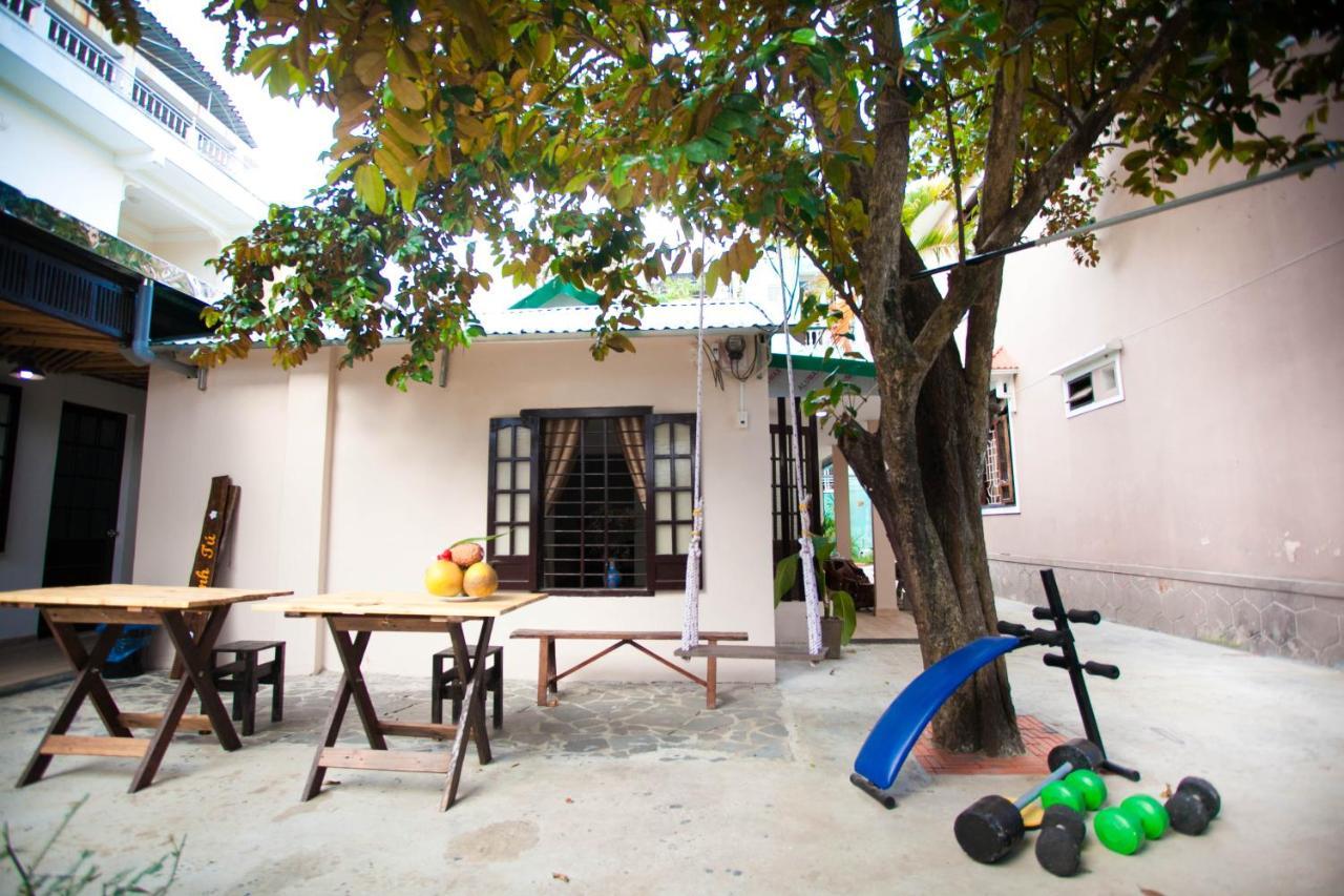 Homestay Minh Tu Хюэ Экстерьер фото
